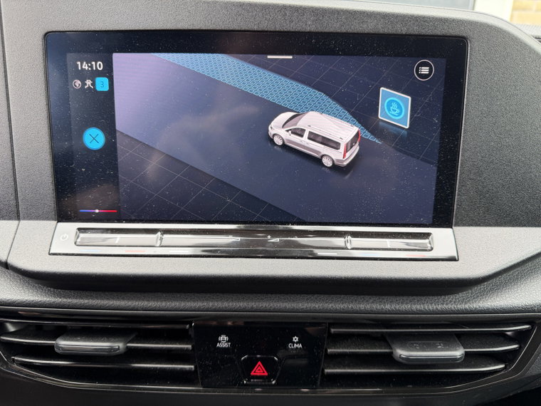 Vehicle Image 32
