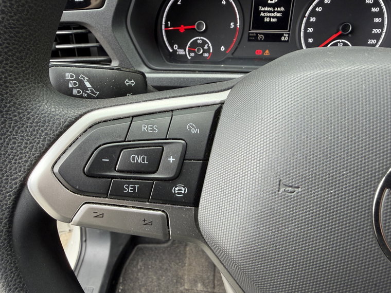 Vehicle Image 34