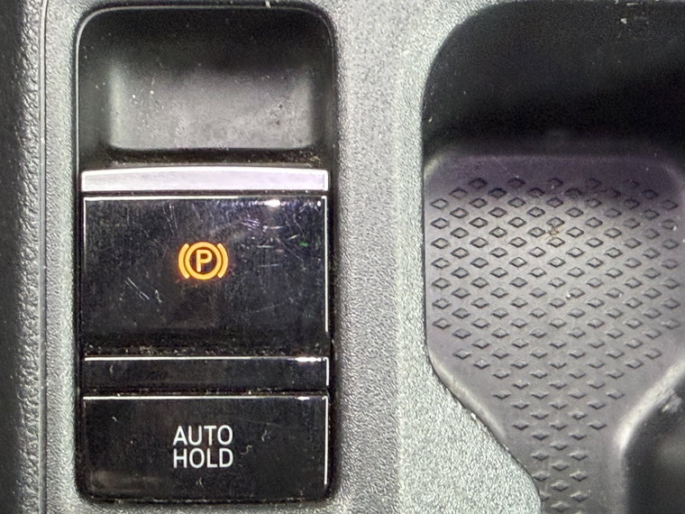 Vehicle Image 40