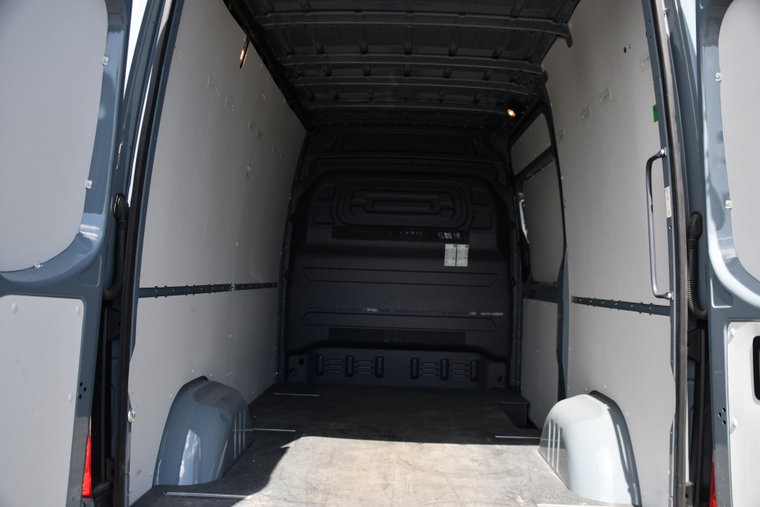 Vehicle Image 37