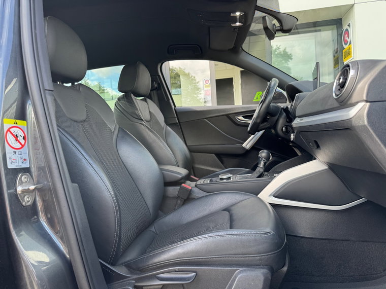 Vehicle Image 37