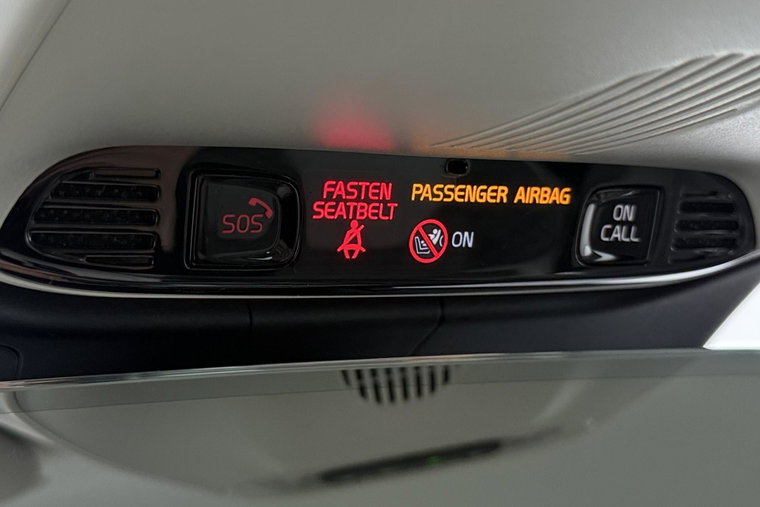 Vehicle Image 32