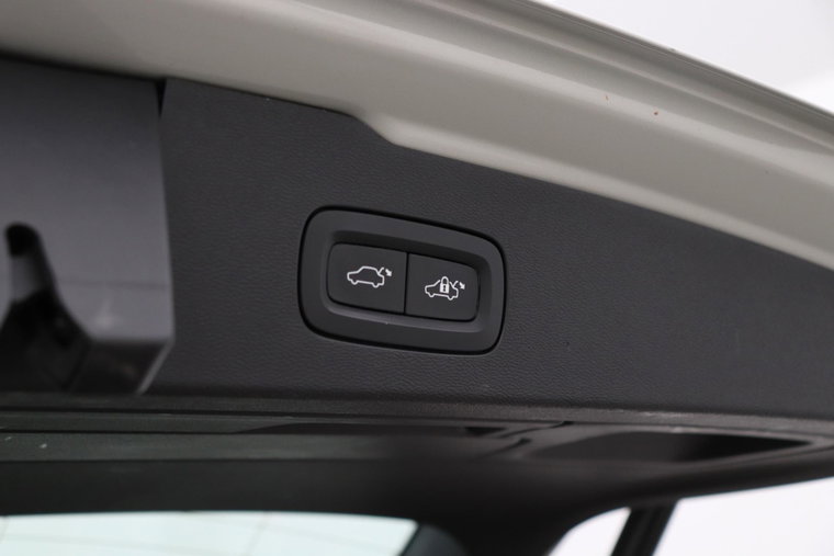 Vehicle Image 48