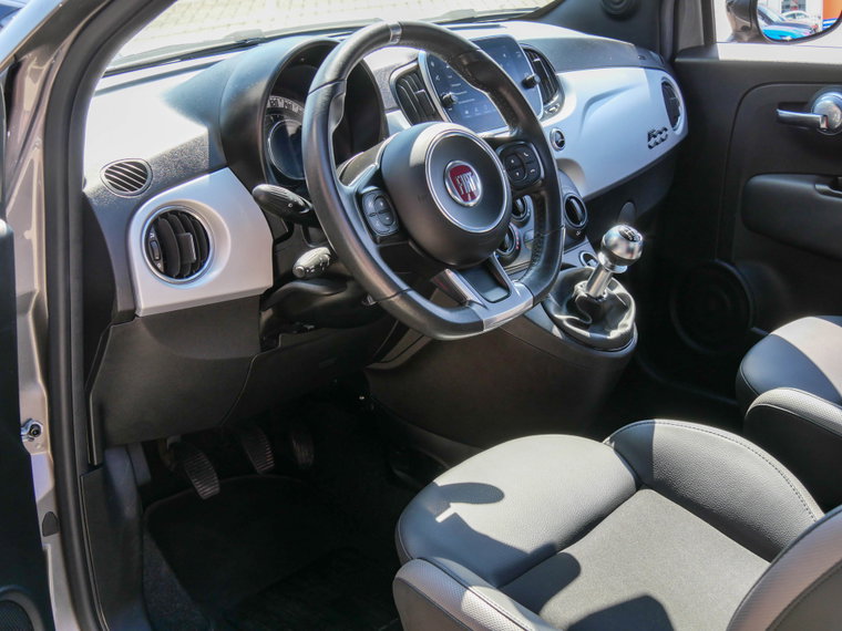 Vehicle Image 11