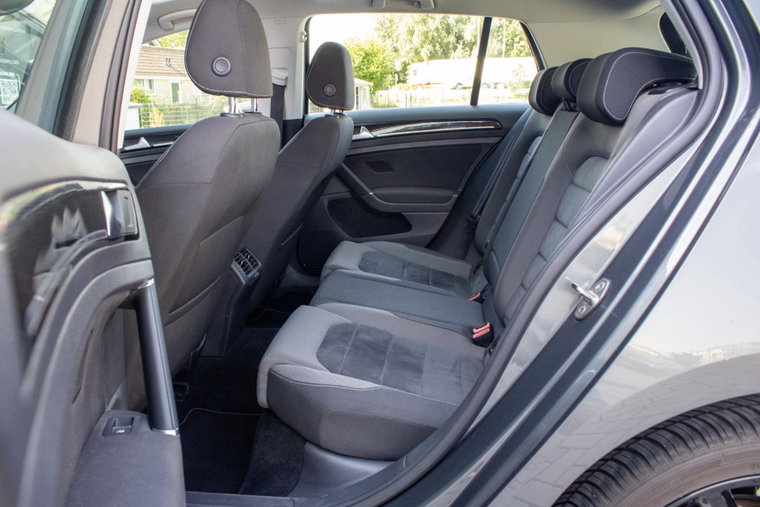 Vehicle Image 39