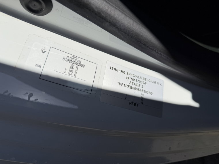 Vehicle Image 19