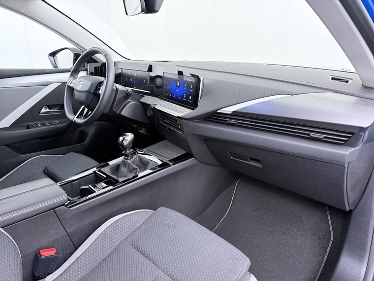 Vehicle Image 33