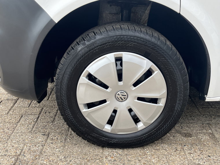 Vehicle Image 23