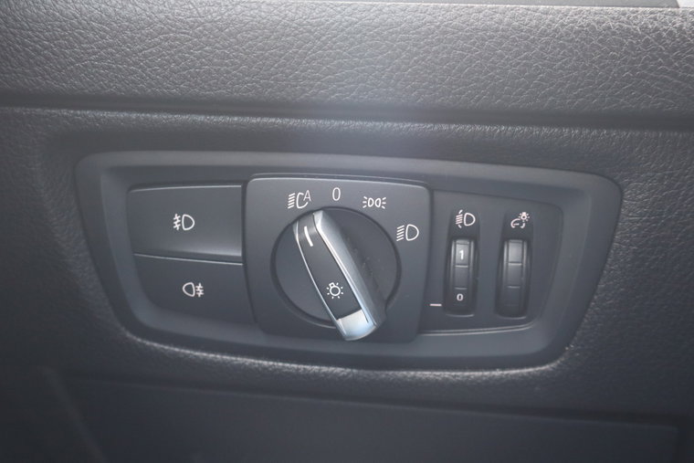 Vehicle Image 24