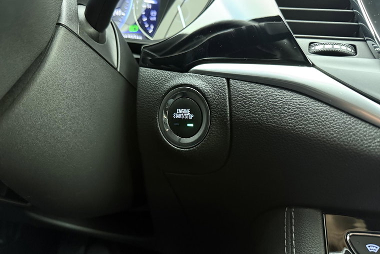 Vehicle Image 24