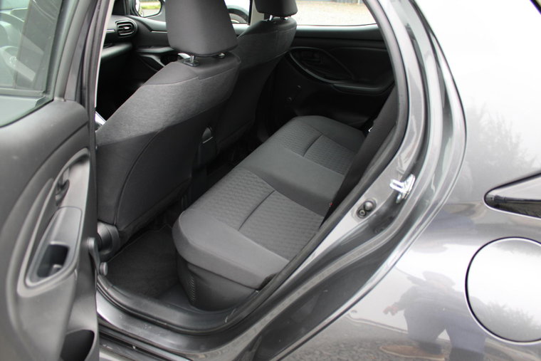 Vehicle Image 11