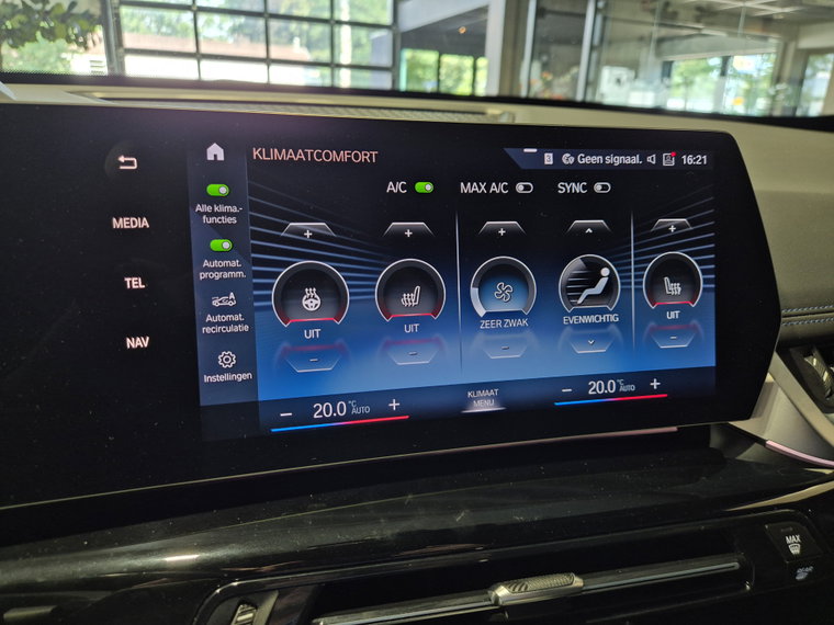 Vehicle Image 41