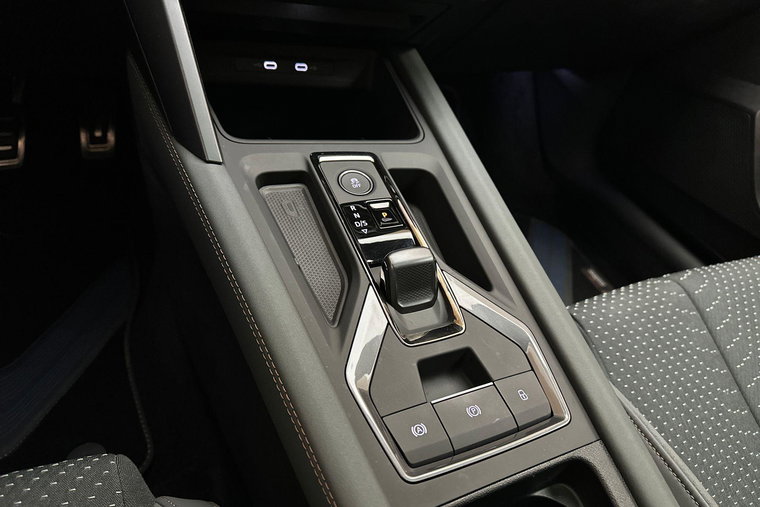 Vehicle Image 41