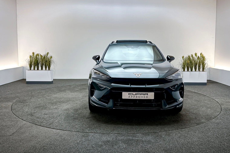 Vehicle Image 9