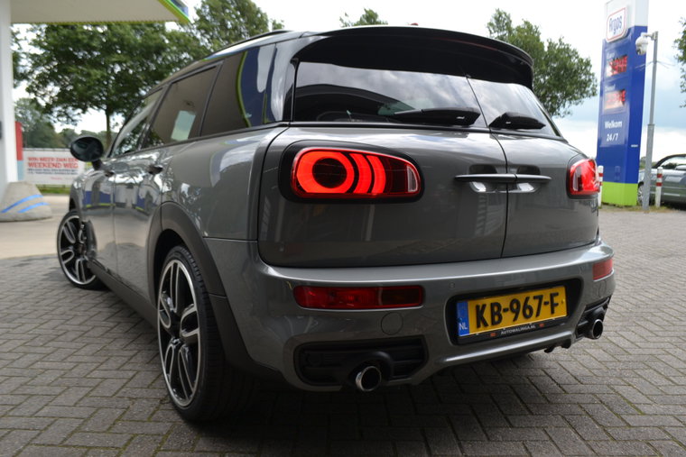 Vehicle Image 34