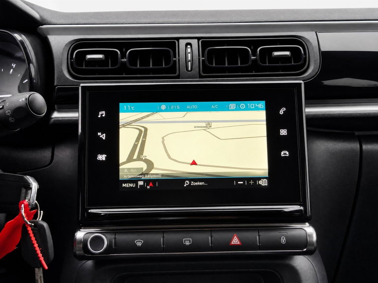 Vehicle Image 15