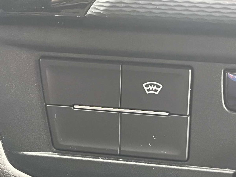 Vehicle Image 31