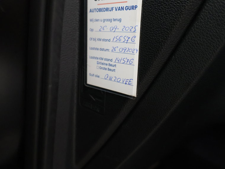 Vehicle Image 42