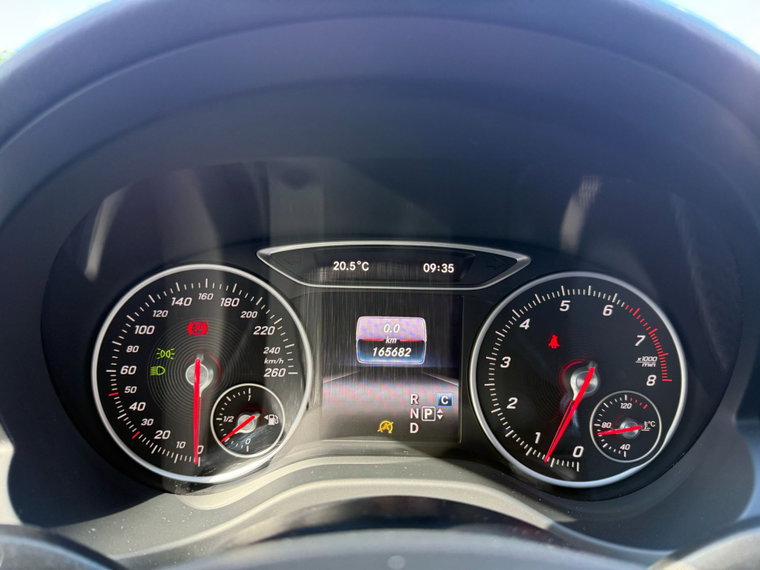 Vehicle Image 35