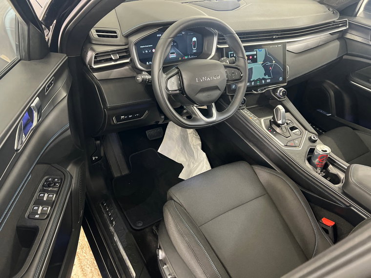 Vehicle Image 17