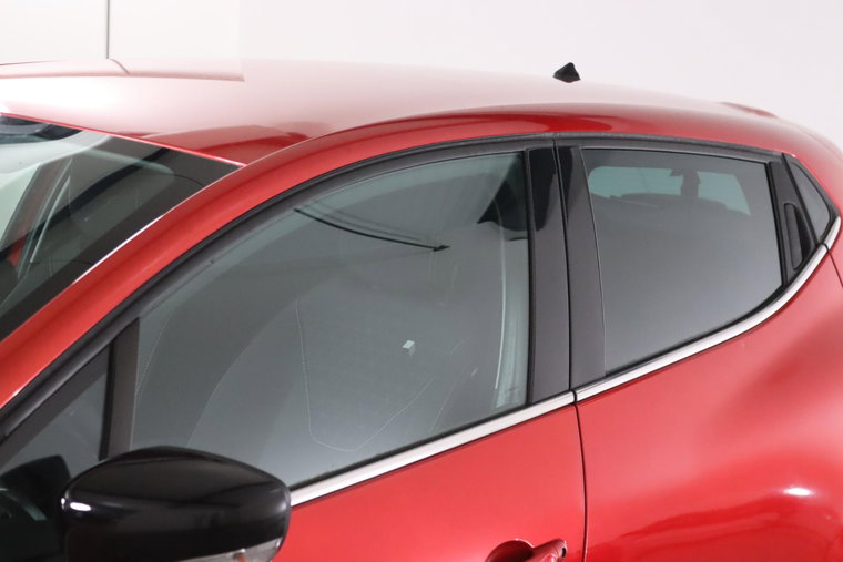 Vehicle Image 38