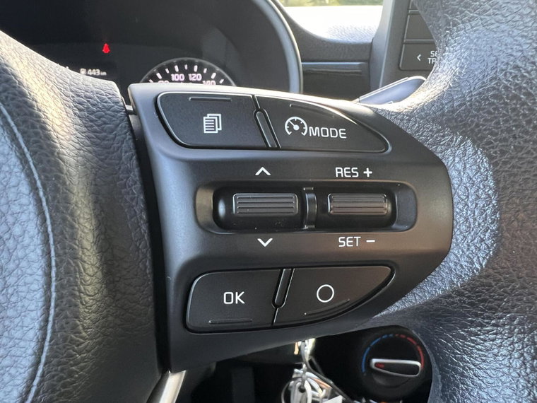 Vehicle Image 34