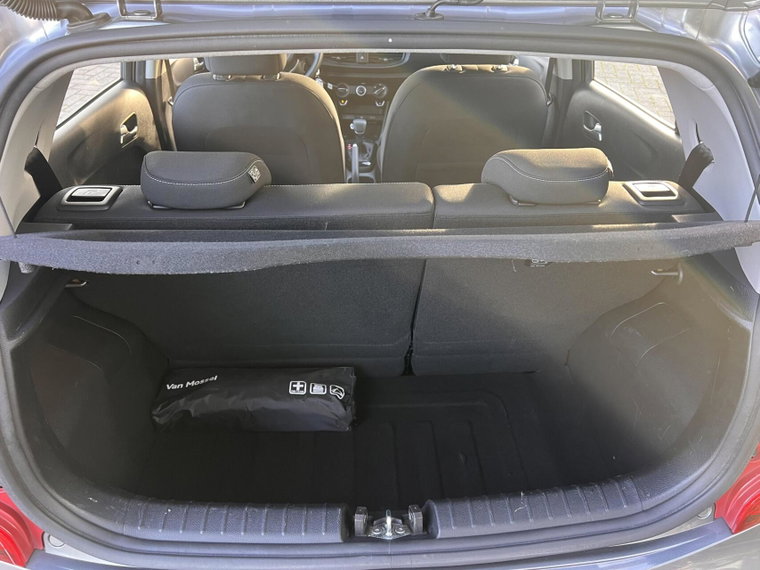 Vehicle Image 40