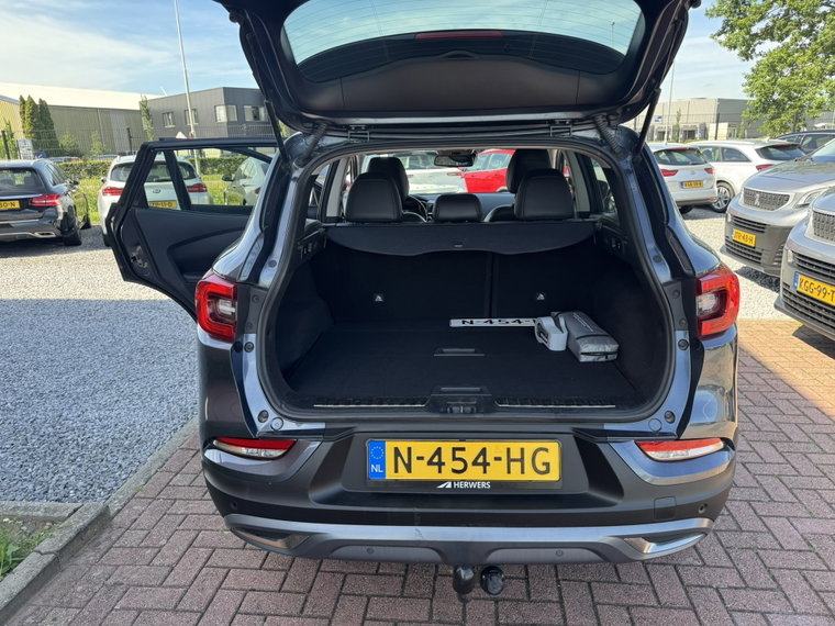 Vehicle Image 26