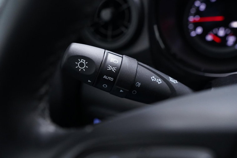 Vehicle Image 23