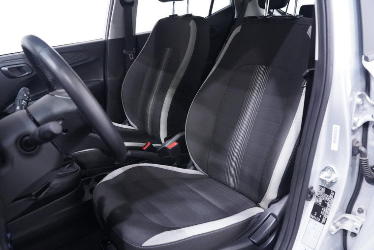 Vehicle Image 36