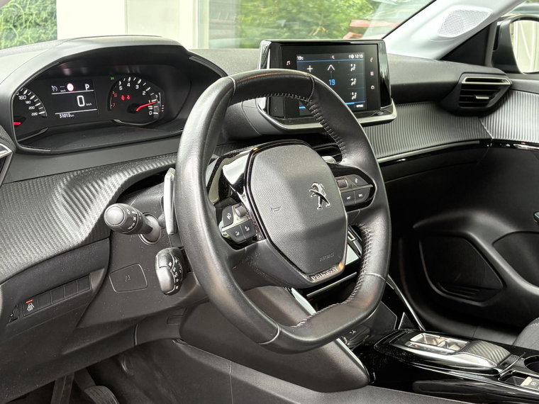 Vehicle Image 22