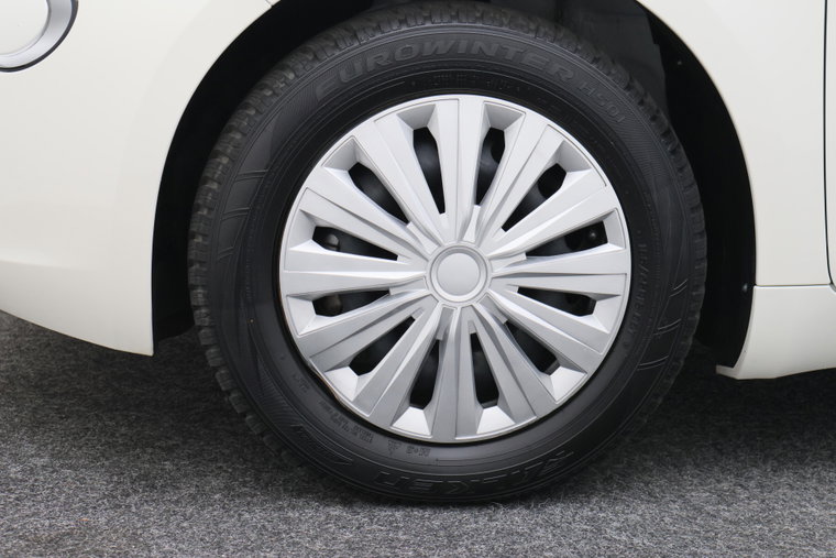 Vehicle Image 23