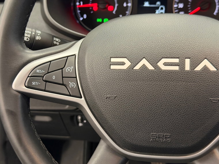 Vehicle Image 27