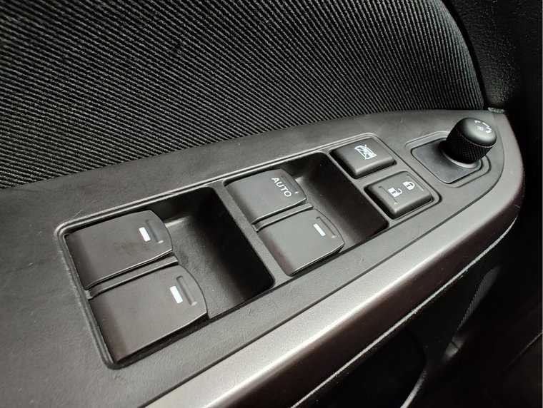 Vehicle Image 26