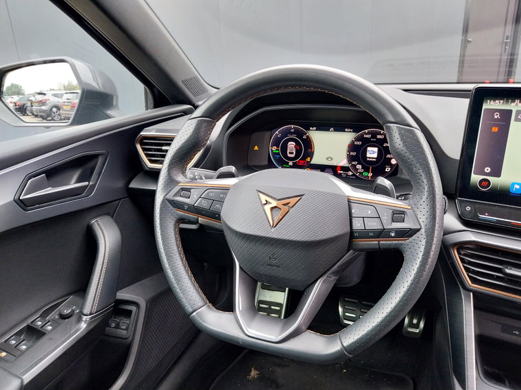 Vehicle Image 35