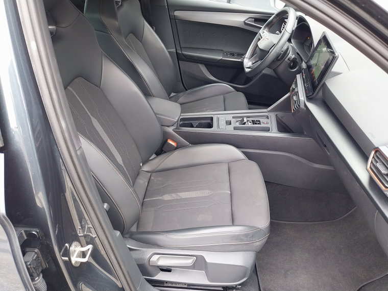 Vehicle Image 45