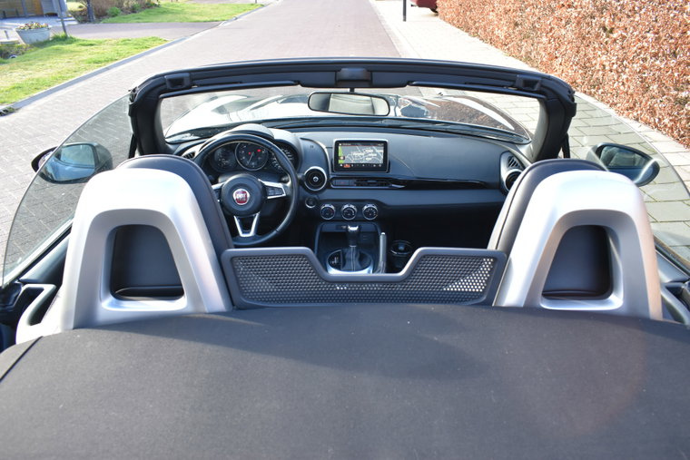Vehicle Image 28
