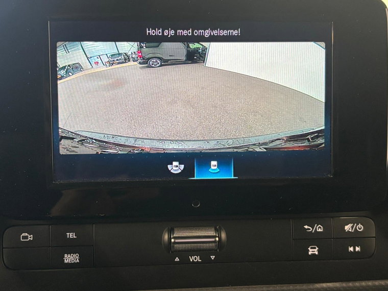 Vehicle Image 19