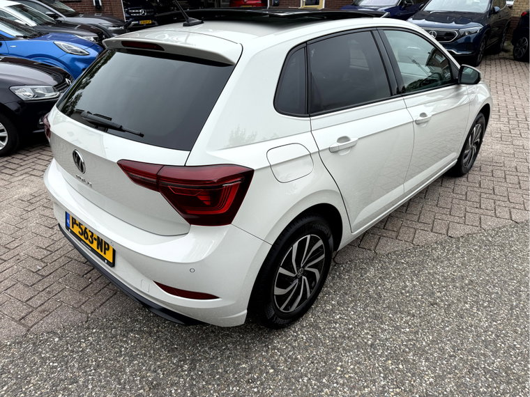 Vehicle Image 20