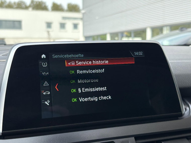 Vehicle Image 35