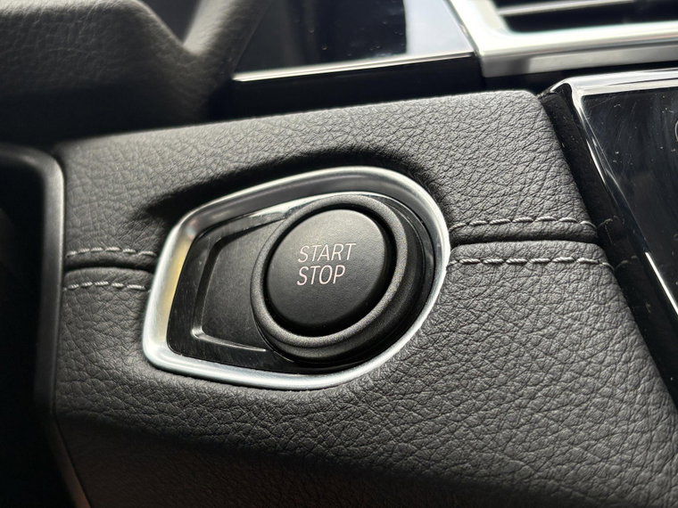 Vehicle Image 46