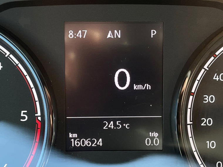 Vehicle Image 25