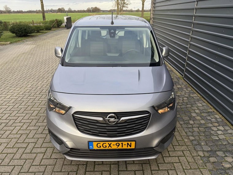 Vehicle Image 23
