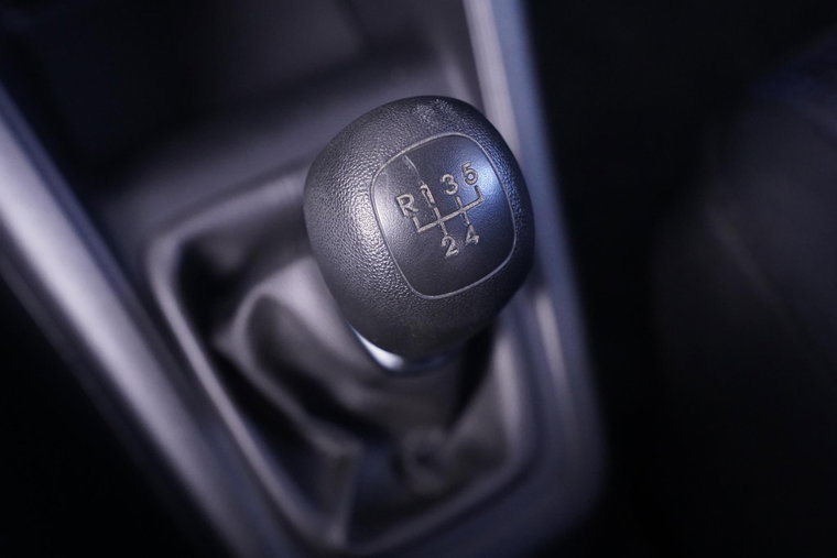 Vehicle Image 24