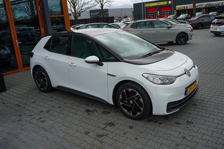 Vehicle Image 38