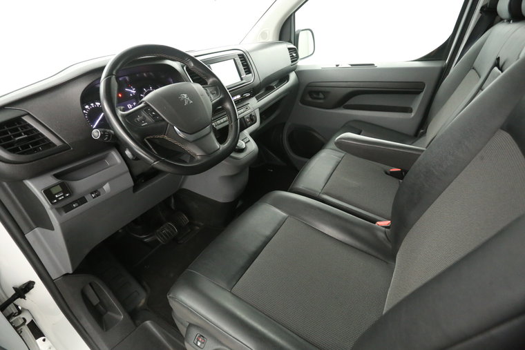 Vehicle Image 26