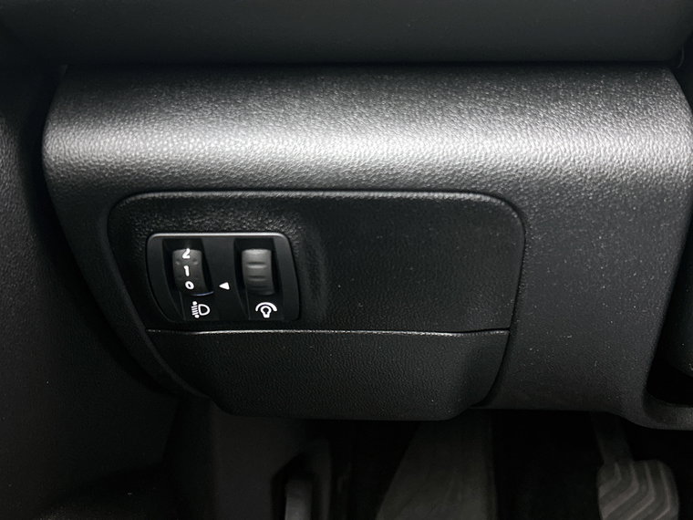 Vehicle Image 26