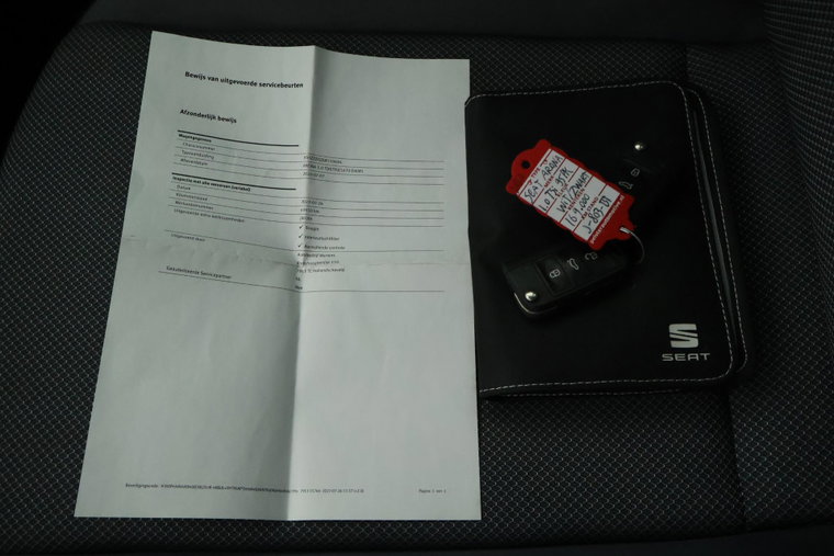Vehicle Image 35