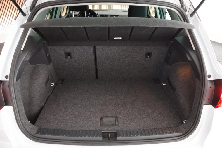 Vehicle Image 38