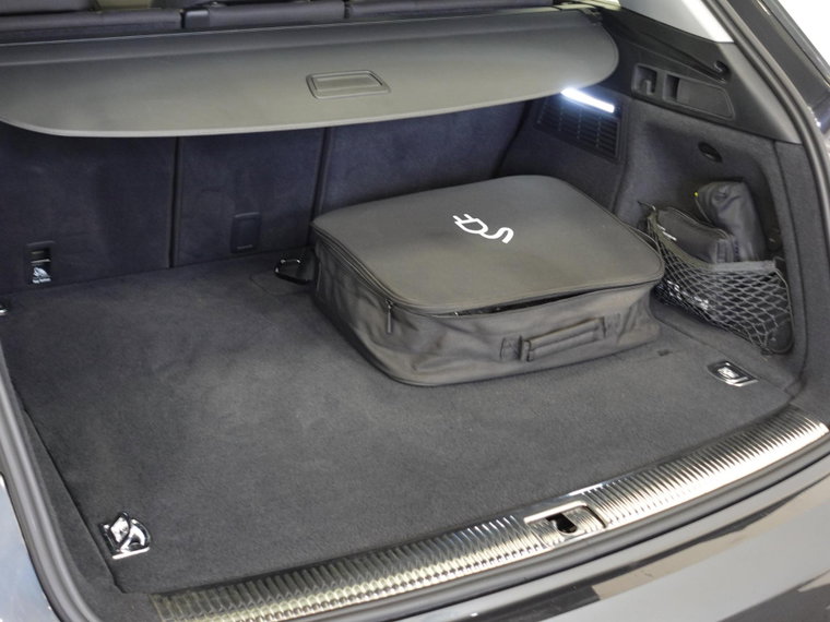 Vehicle Image 37